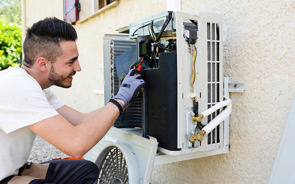 travail électricien Pontoise