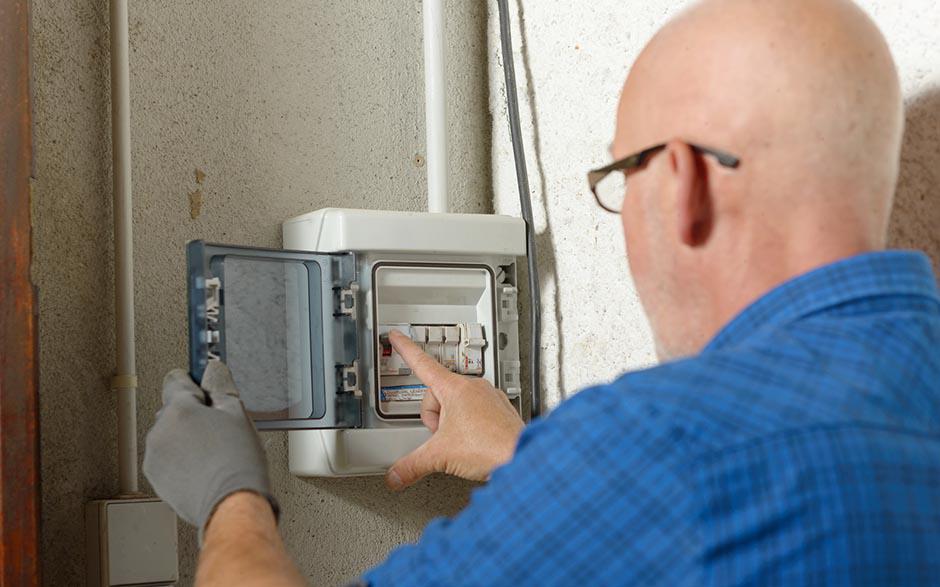 installation électrique maison Suresnes